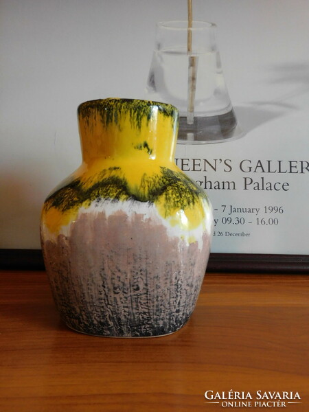 Iparművész kerámia váza - mid century - 15.5 cm - vélhetően Kerezsi Gyöngyi