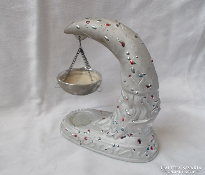 Moon-shaped candle holder, essential oil vaporizer