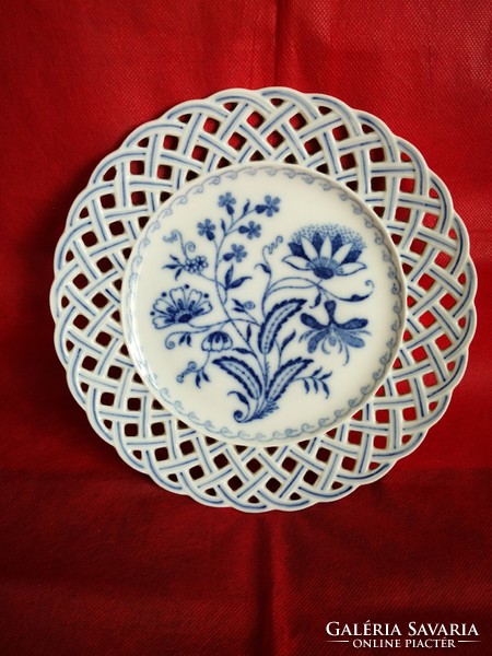 Schlaggenwald, underglaze cobalt blue painted porcelain plate