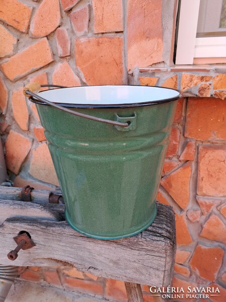 Beautiful green enameled enamel bucket pail heirloom antique nostalgia