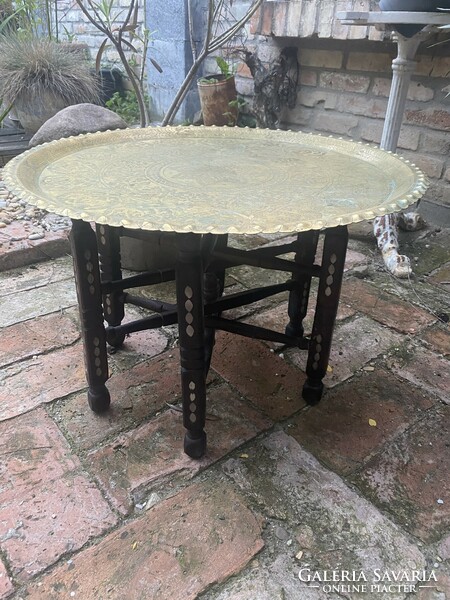 Orientalista réz tálca asztal