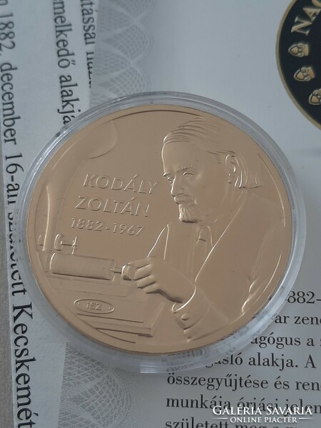 Kodály Zoltán, a világhírű zenepedagógus 24 karátos arannyal bevont emlékérem UNC kapszulában 2012