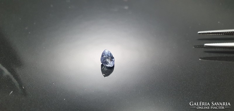 Blue Sapphire Ceylon Silan Sapphire 1.43 Cts. With certification. With free postage.