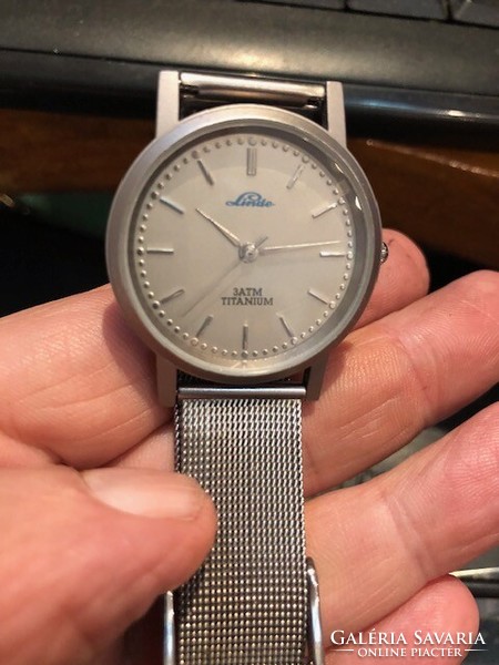 Linde titanium 3 atm men's watch, in nice, working condition.