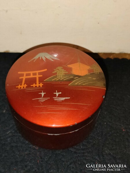 Japán lakk dobozka, 6 db pohár alátéttel