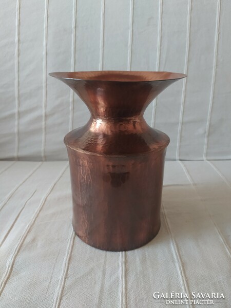 Iparművészeti bronz art deco stílusú váza, hibátlan, 22 cm