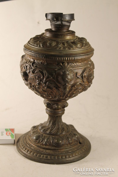 Antik barokk petróleum lámpa 378