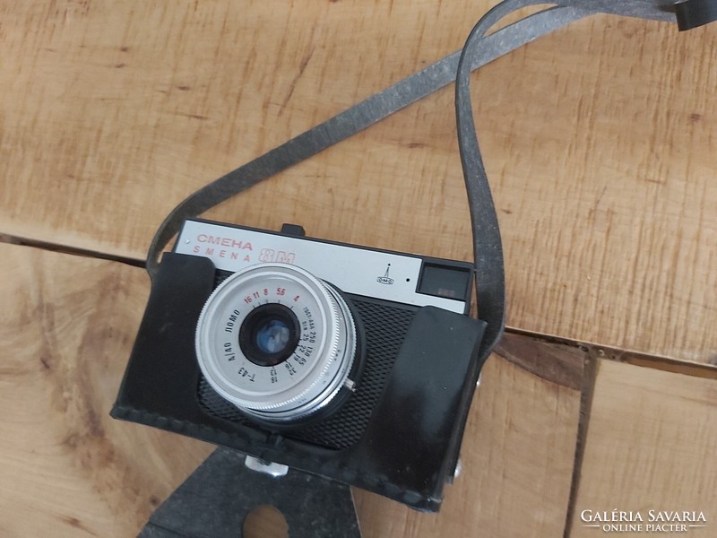 Szép állapotú Lomo Szmena analóg fényképezőgép eredeti tokjában