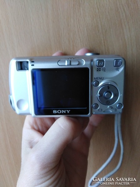 Sony cyber shot DSC-S600 fényképezőgép
