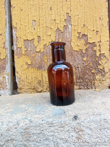 Old pharmacy, brown bottle, 20 ml