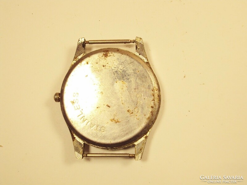 Retro old clock wrist watch Geneva quartz
