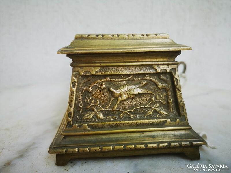 Antique hunting scene lockable bronze drum chest jewelry box