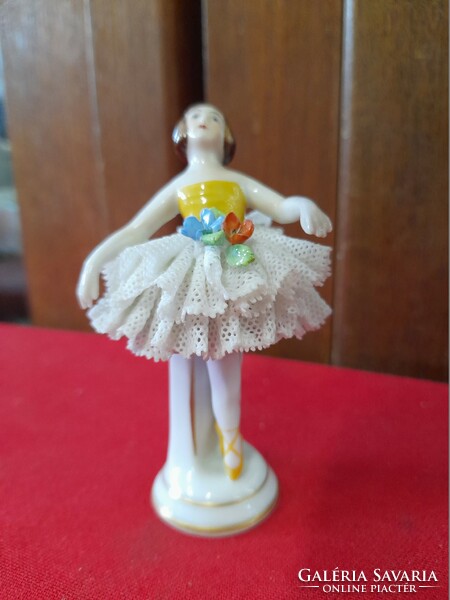 German, Germany, volkstedt müller & co 1907-1949 mini porcelain ballerina figure.