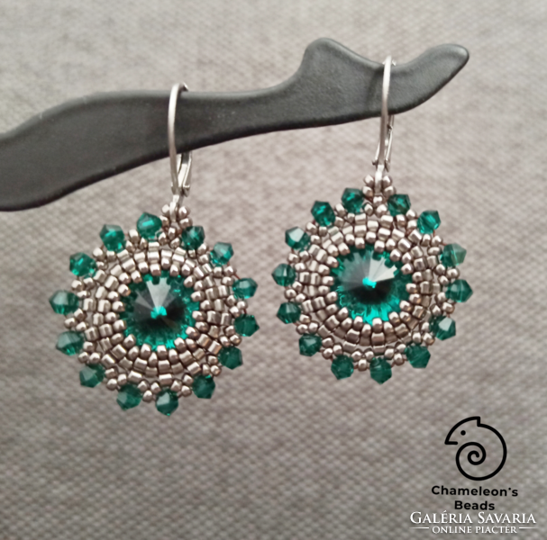 "Emerald-Steel Mandala Beading Earrings" Swarovski kristályos smaragd-acél gyöngyfűzött fülbevaló