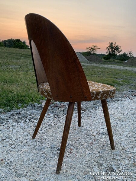 Old retro chair antonin suman for tatra furniture 1pc.