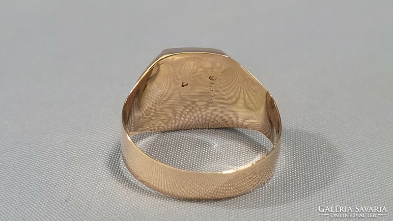14K gold signet ring 2.62 g