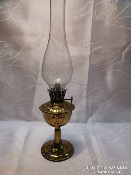 Lampart 4936 labeled kerosene lamp
