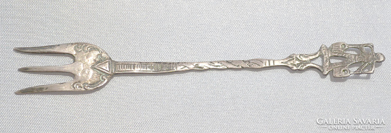 Silver mini sandwich fork decorated with a human figure with 800 marks