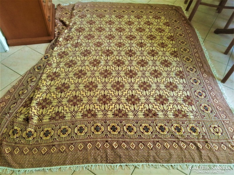 Gold-burgundy woven fabric - 200x215 cm