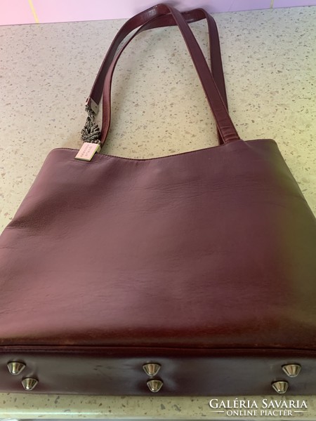 Valentino női táska padlizsán színben