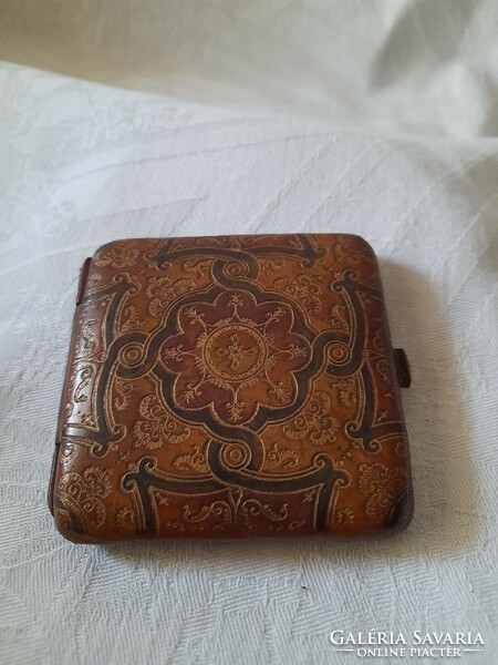 Leather match holder with a nice pattern