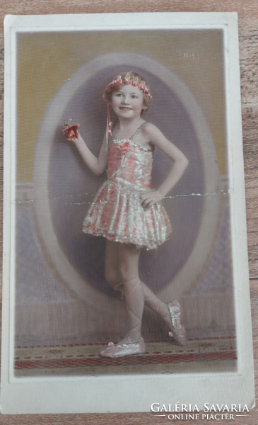 Vintage colored photo, 15 x 9 cm, little ballerina with a flower in her hand - approx. 1918-25