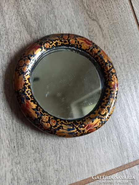 Gyönyörű régi fakeretes pipere tükör (8 cm)