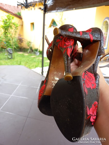 38 as vero cuoio magassarkú kán- kán tancos cipő szandál használt eladó
