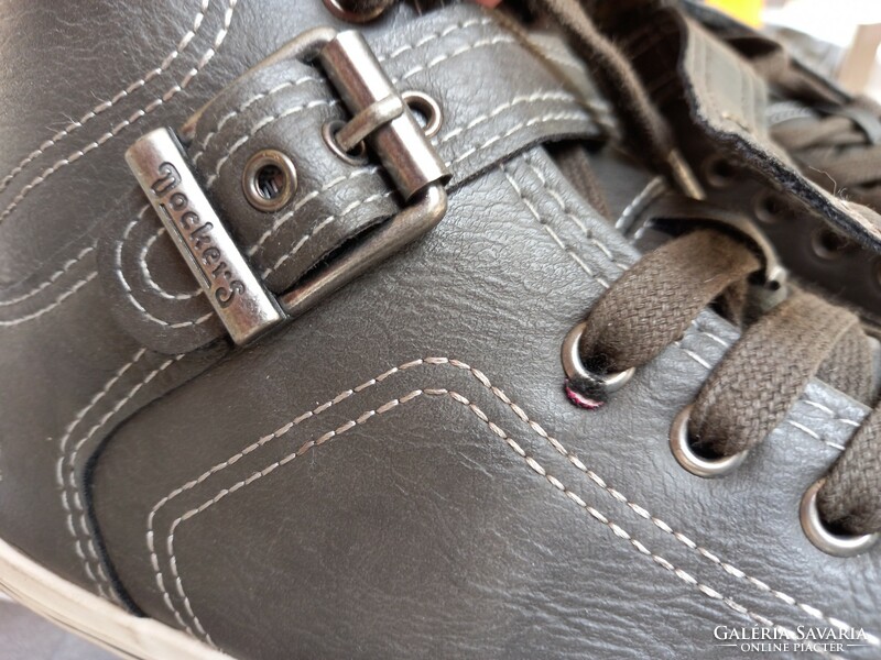 39 es Dockers sport és utcai  bőr cipő csak 1/2 x viselt