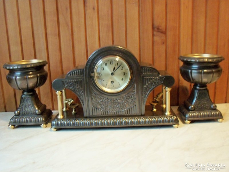 Antik francia asztali óra