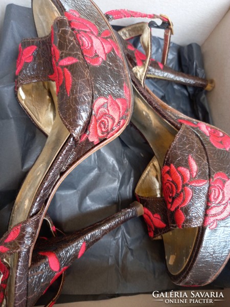 38 as vero cuoio magassarkú kán- kán tancos cipő szandál használt eladó