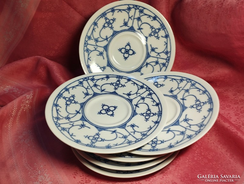 Porcelain small plate and saucer with Immortelle pattern