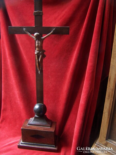 Crucifix mahogany and palm wood, around 1800-reproduced: volksdevoitie in vlaanderen, 2000, bruges.K