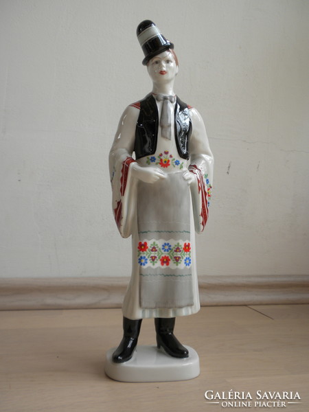 Matyó lad from Hollóháza figural porcelain
