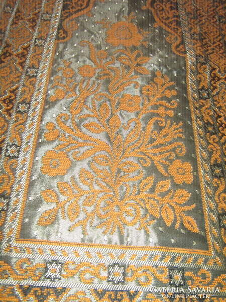 Beautiful, small-sized, elegant vintage floral woven running wall protector carpet
