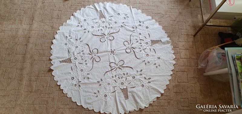 Madeira round tablecloth 105 cm p