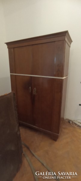 Antik 2 ajtós szekrény pár