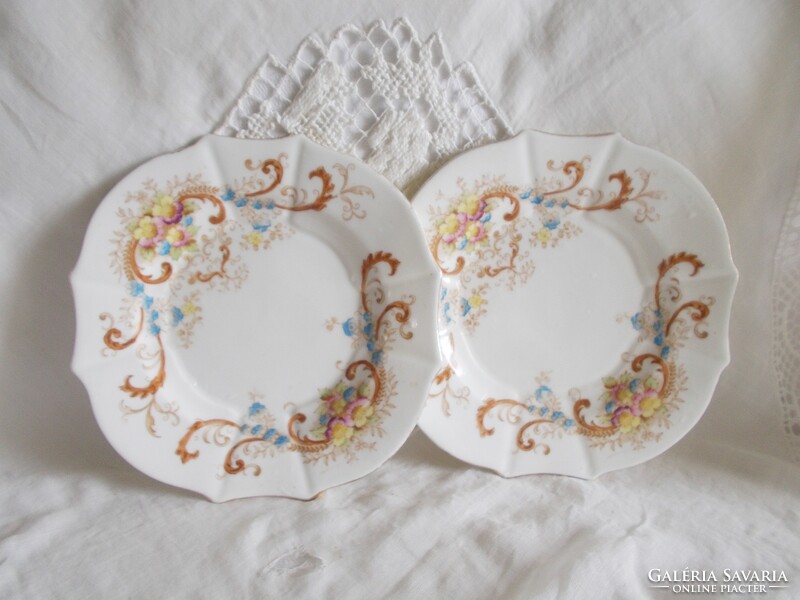 Antique English breakfast set + 2 small plates