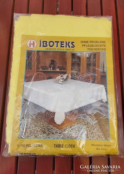 Yellow and white pes tablecloth (srz.98)