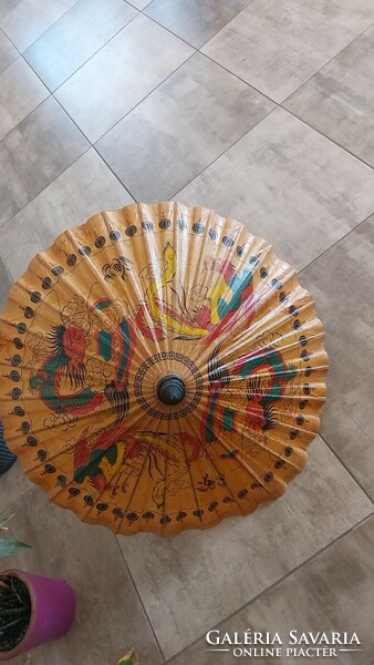 (K) szép kínai esernyő
