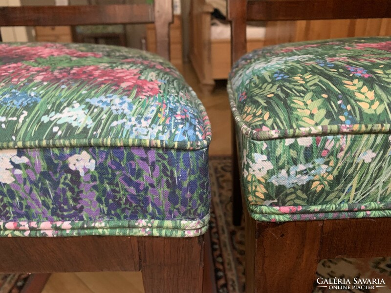 4 db restaurált intarziás 150 éves nagypolgári szék