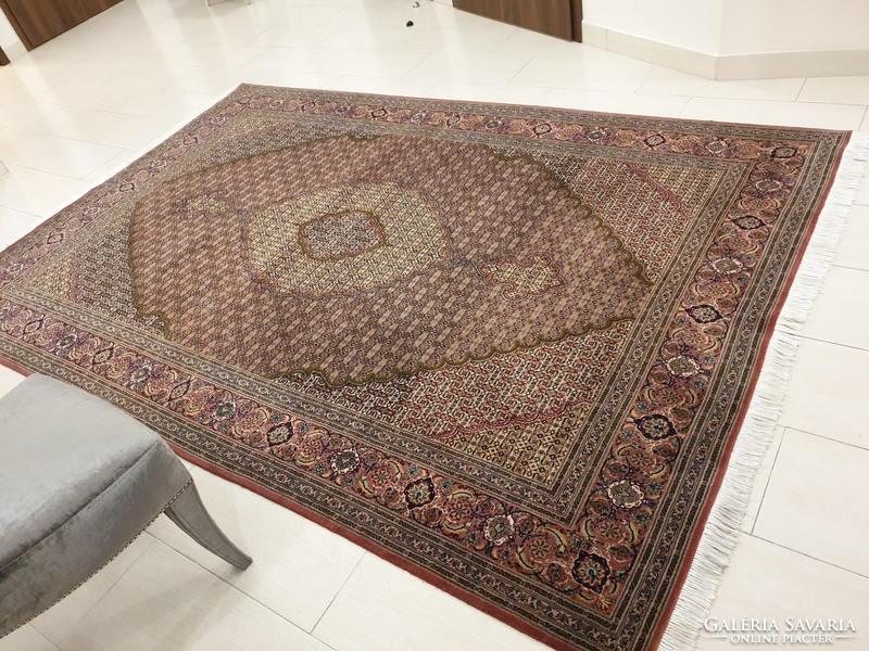 Original Tabriz Mahi Iranian hand-knotted wool Persian rug 203x310