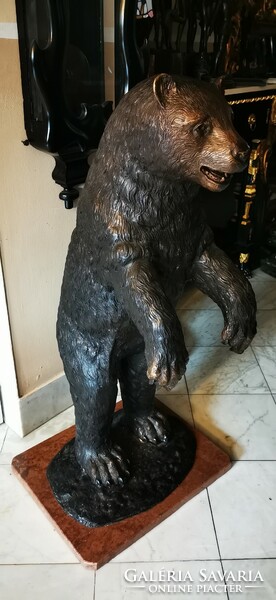 Giant bronze bear artwork