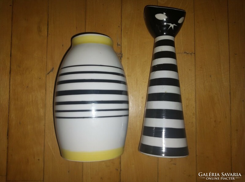 Zsolnay vases with shield seal