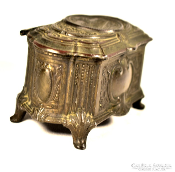 XIX. No. Antique French tin box!