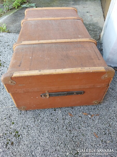 Travel trunk, suitcase, ship trunk