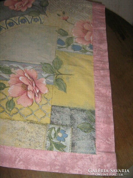 Beautiful vintage style floral huge bedspread