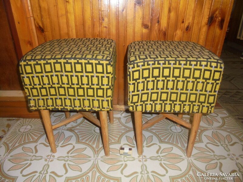 Két darab retro ülőke, puff, zsámoly, szék - együtt
