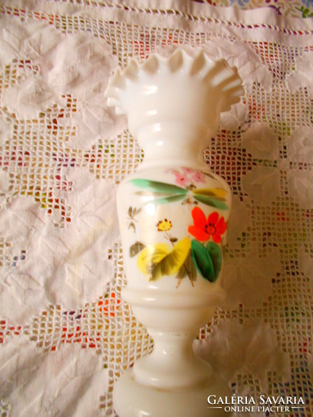 Art Nouveau chalcedony (opal) glass vase with hand painting 21.5 cm