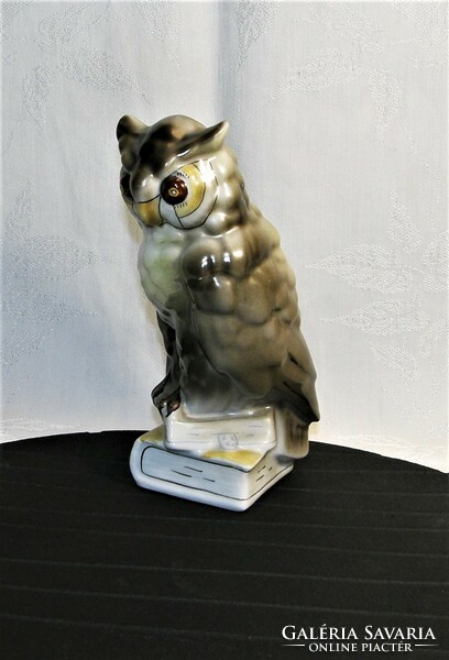 Book owl